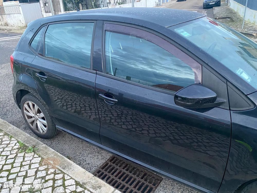 VW Polo 1.6 TDI Confortline BlueMotion - 10