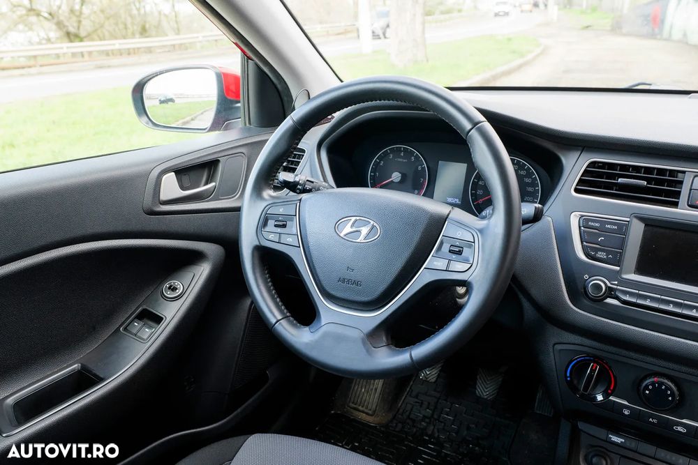 Hyundai i20 1.2 L 84CP 5DR Comfort - 12