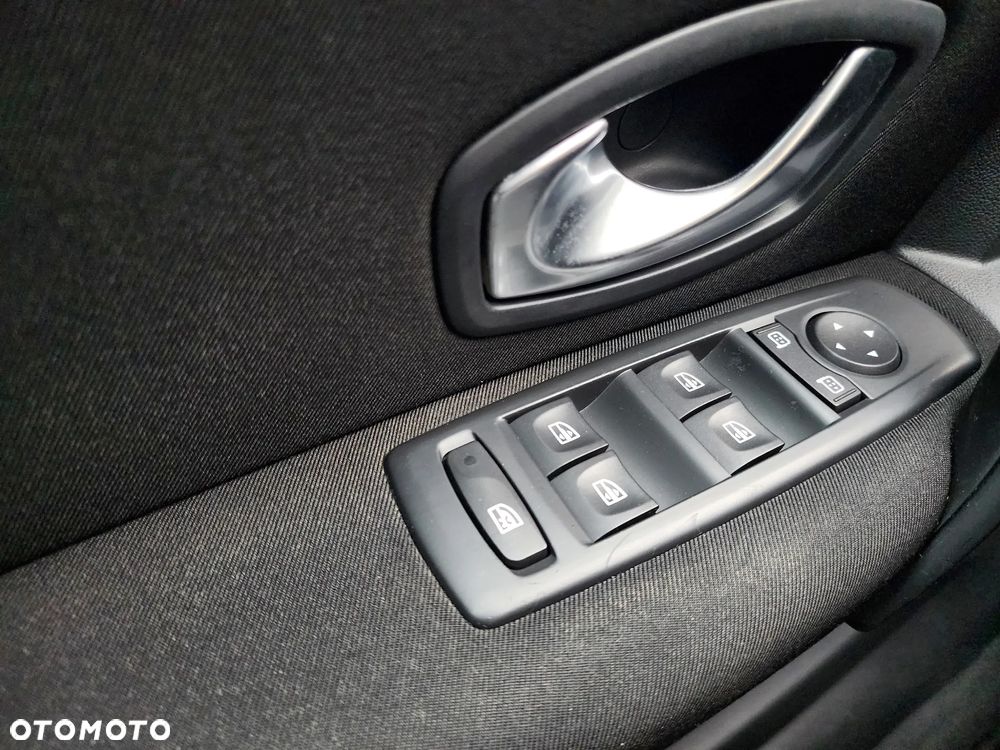 Renault Laguna 2.0 16V Expression - 35