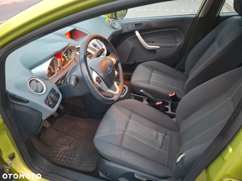 Ford Fiesta 1.4 Ghia - 9