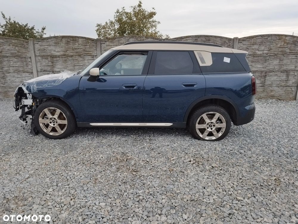 MINI Countryman C Favoured Trim - 10