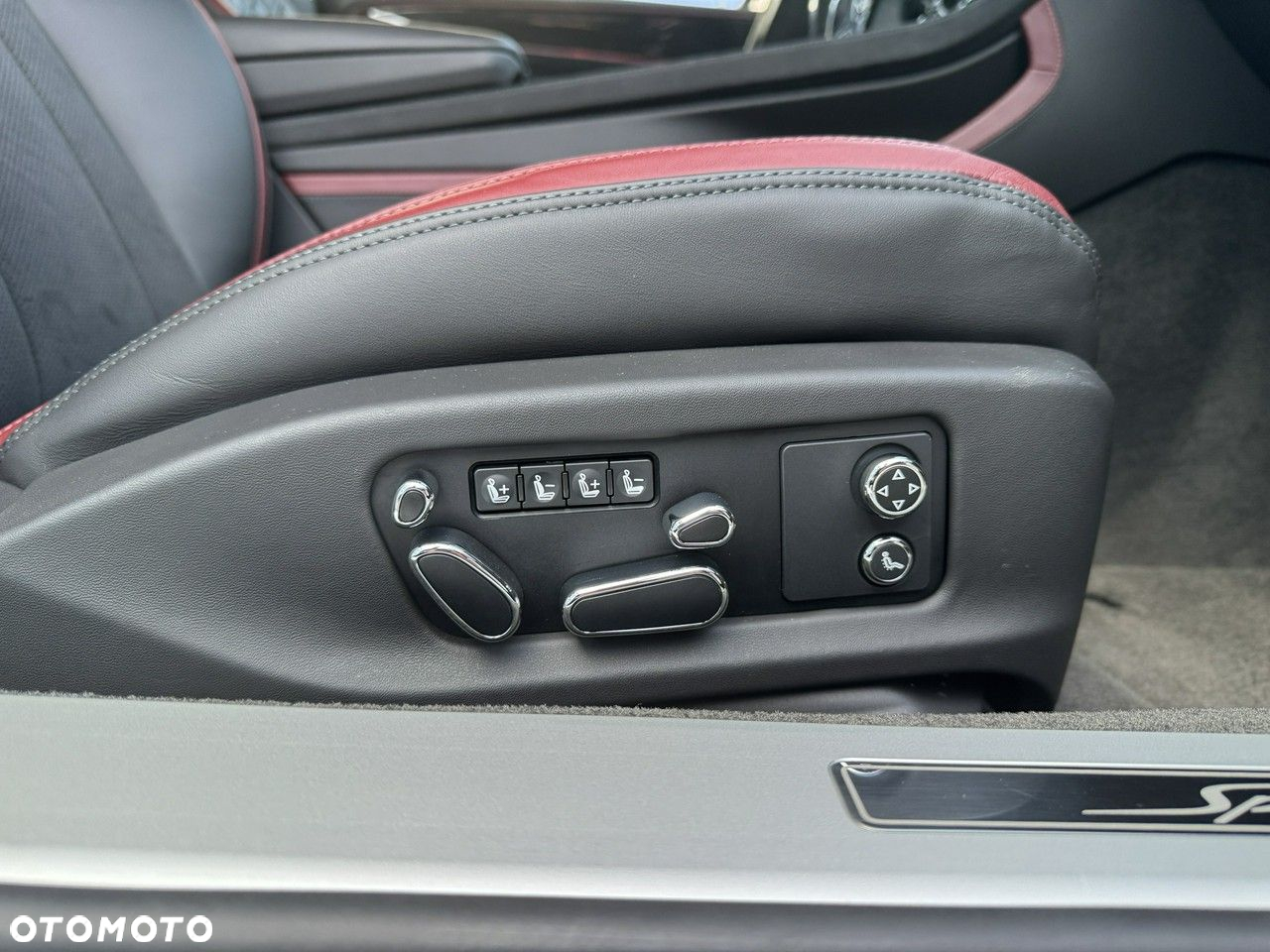 Bentley Continental GT - 29