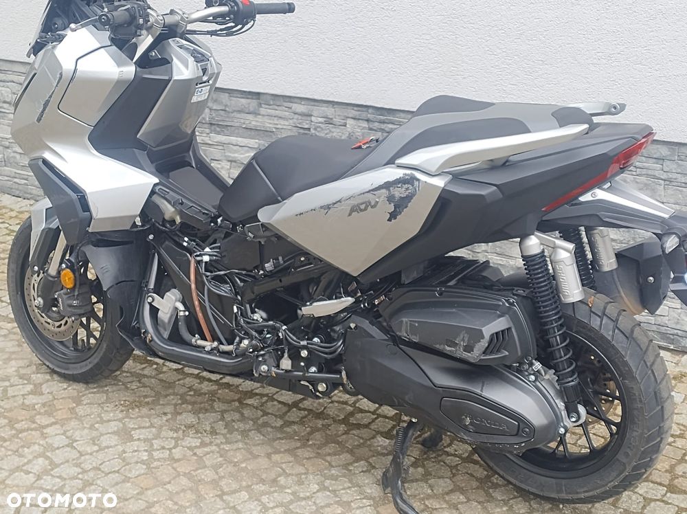 Honda X-ADV - 23