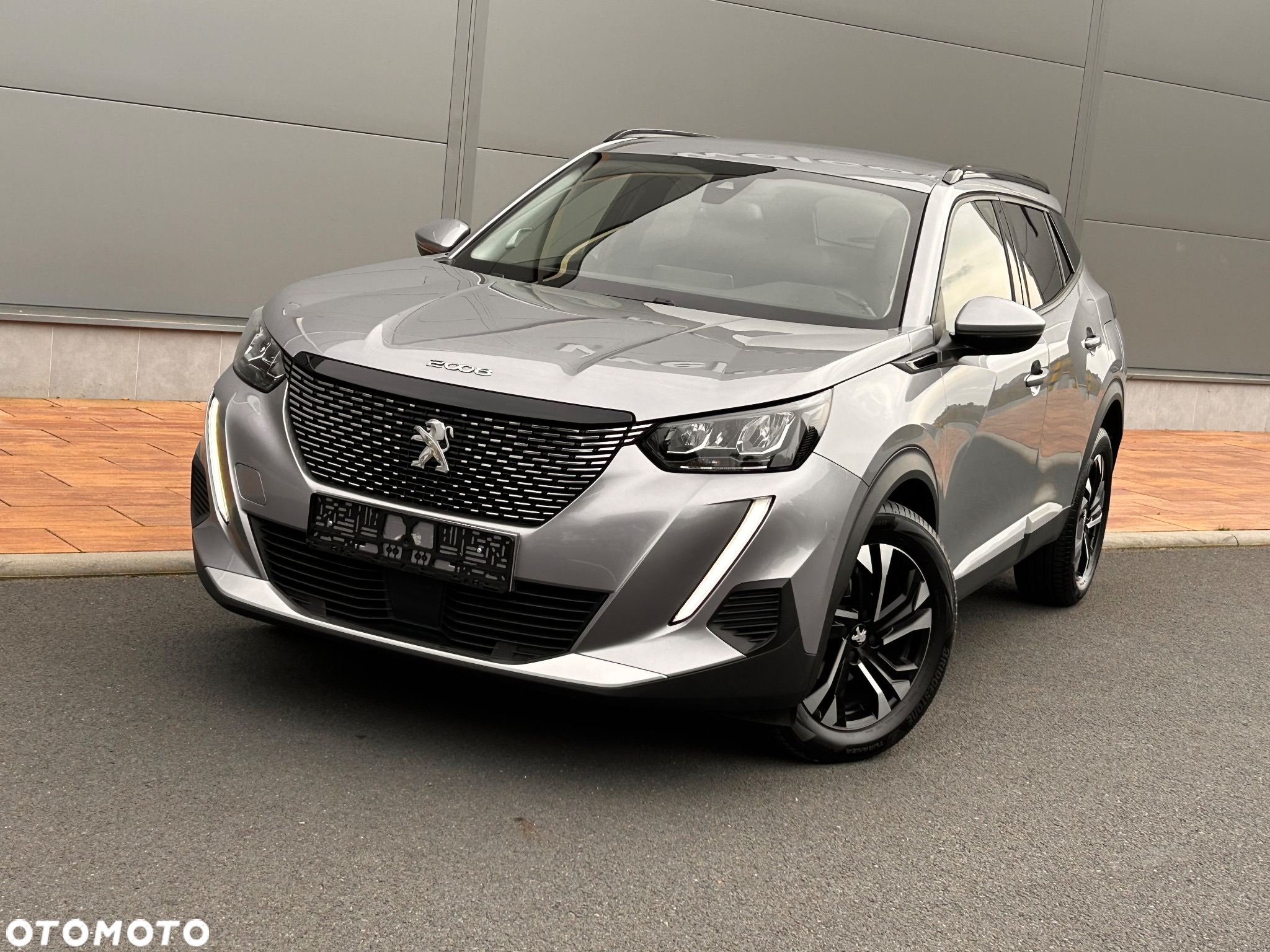 Peugeot 2008 - 12