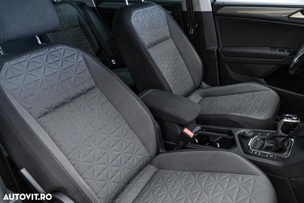 Volkswagen Tiguan 2.0 TDI SCR DSG 4Motion Elegance - 40