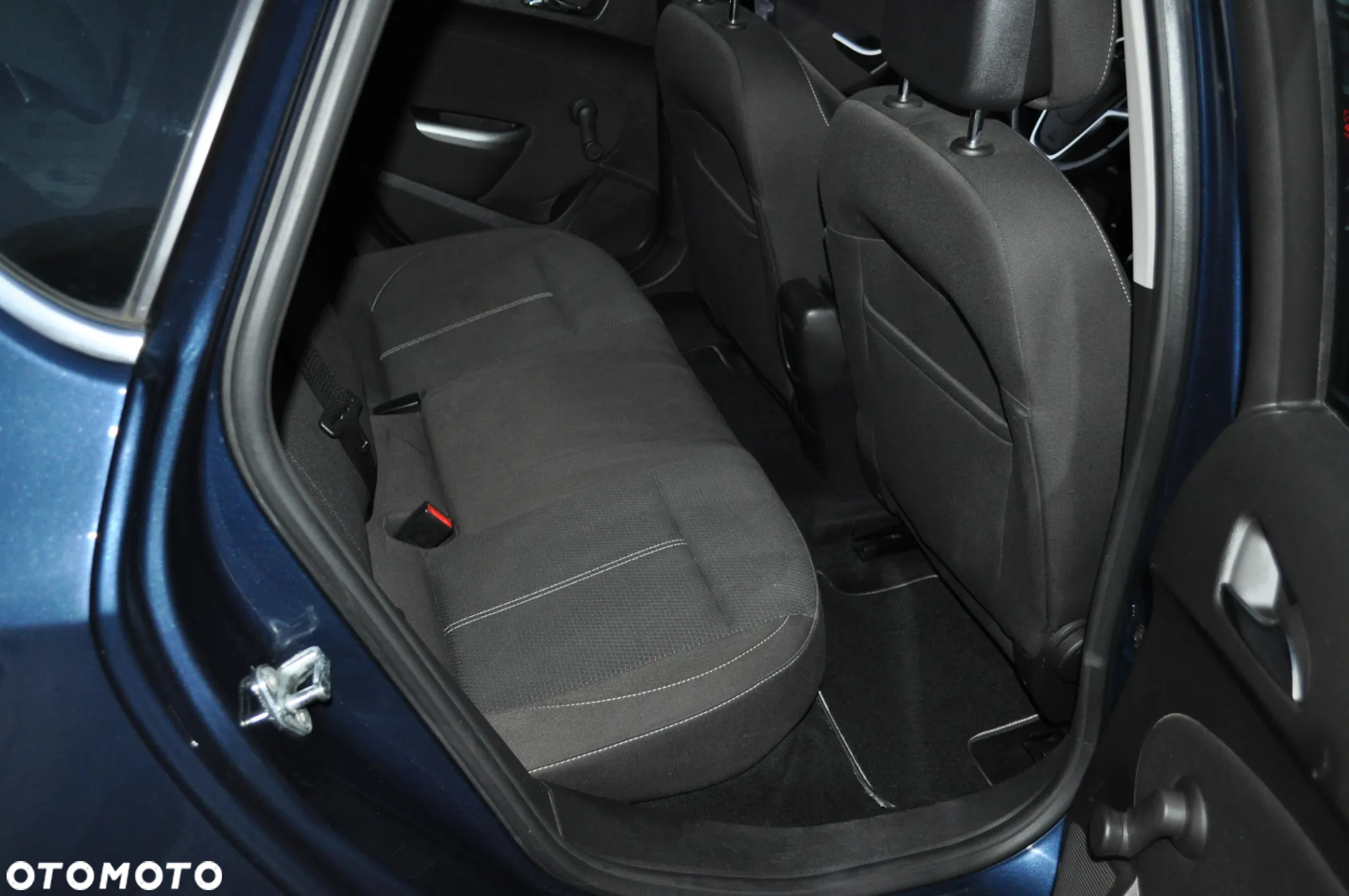 Opel Astra 1.4 Turbo Sport - 31