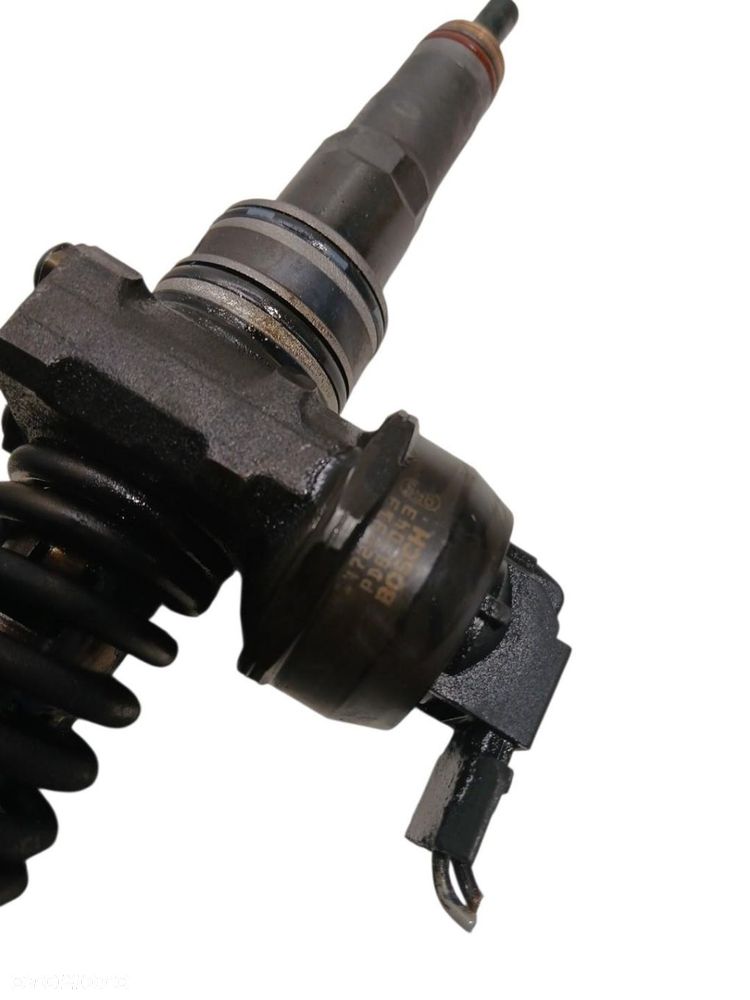 WTRYSK WTRYSKI POMPOWTRYSKI AUDI A3 8P 1.9 TDI 038130073BR 0414720313 A3 8P - 3