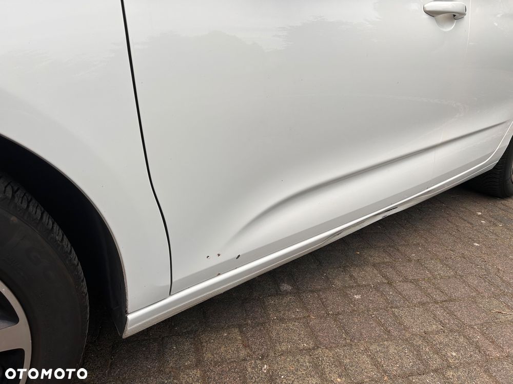 Citroën C4 1.6 BlueHDi Shine S&S - 34