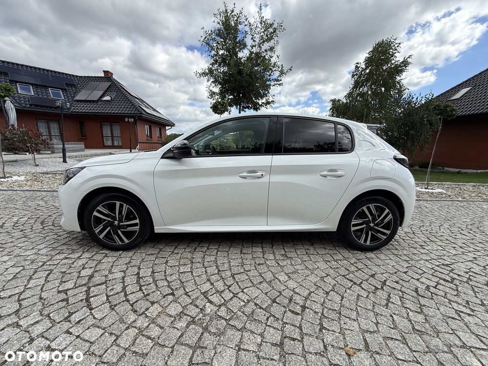 Peugeot 208 - 4