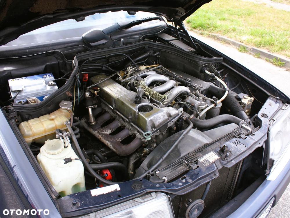 Mercedes-Benz W124 (1984-1993) - 13