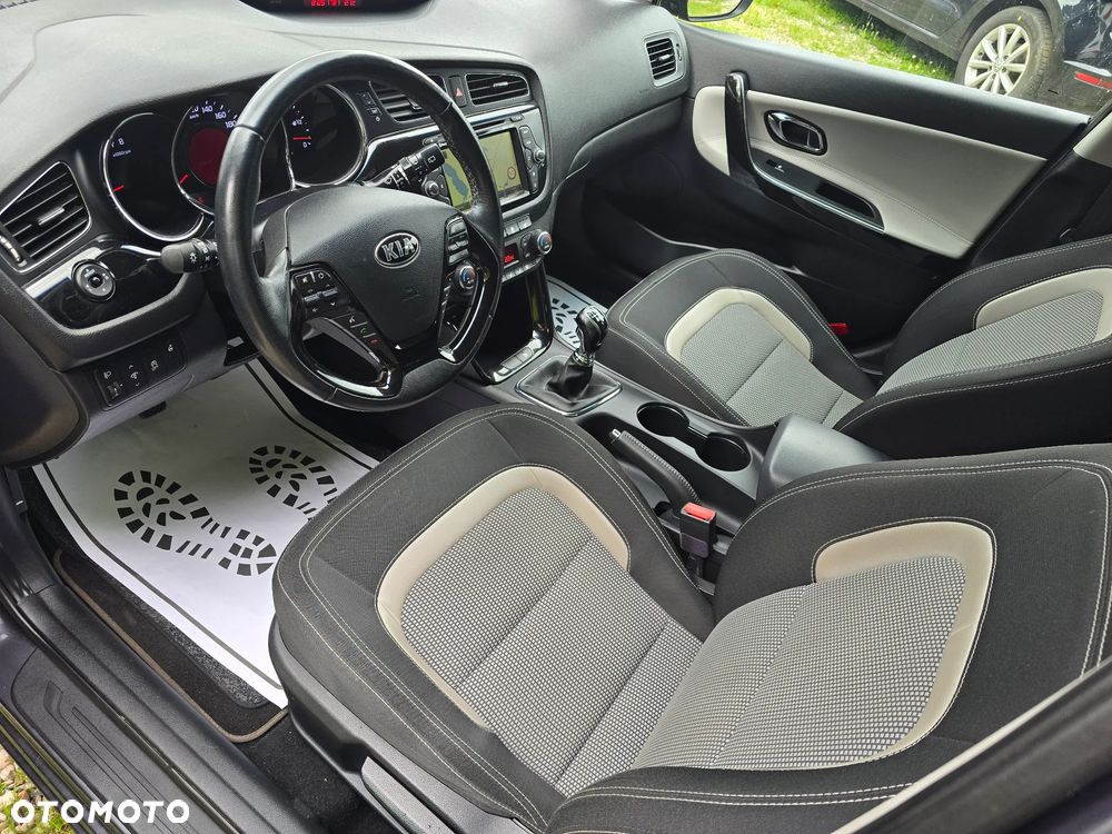 Kia Ceed 1.6 GDI Spirit - 14