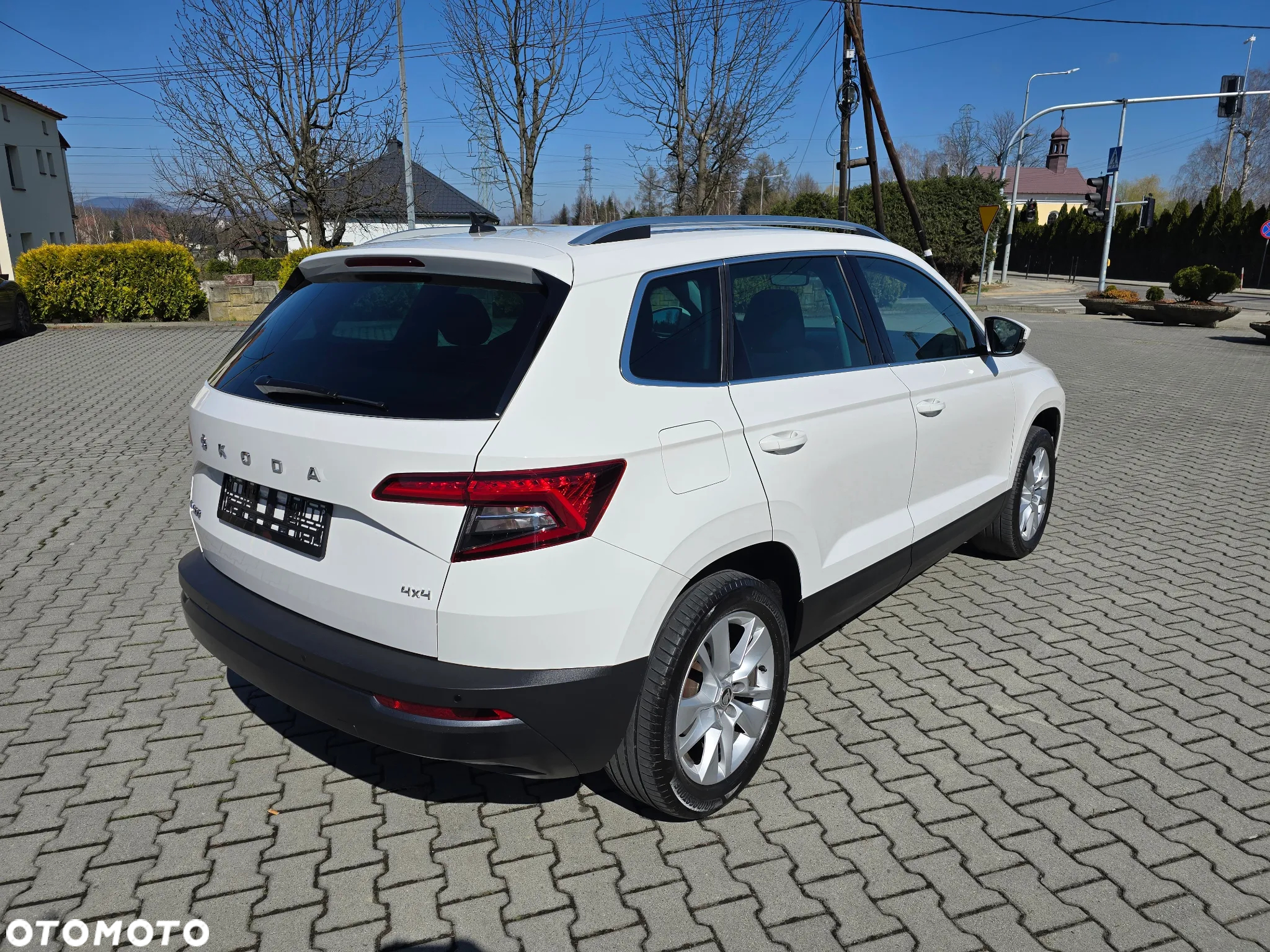 Skoda Karoq 2.0 TDI 4x4 DSG Sportline - 6