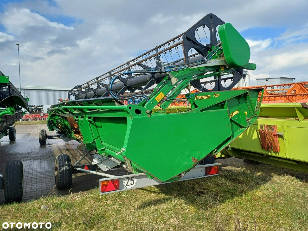 John Deere S680i - 25