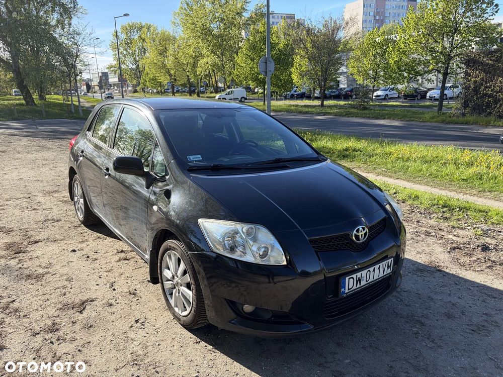 Toyota Auris 1.6 VVT-i Sol - 2