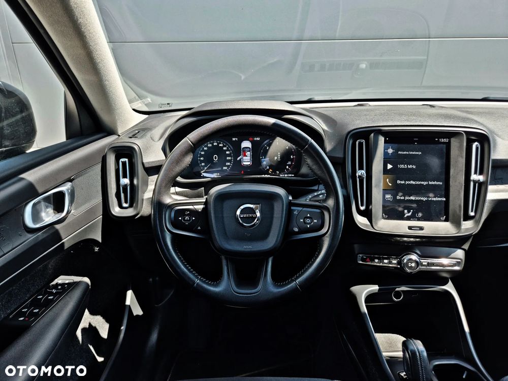 Volvo XC 40 D3 Momentum Pro - 27