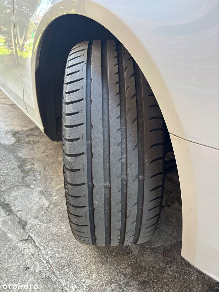 Audi A4 Avant 2.0 TDI DPF multitronic Attraction - 12