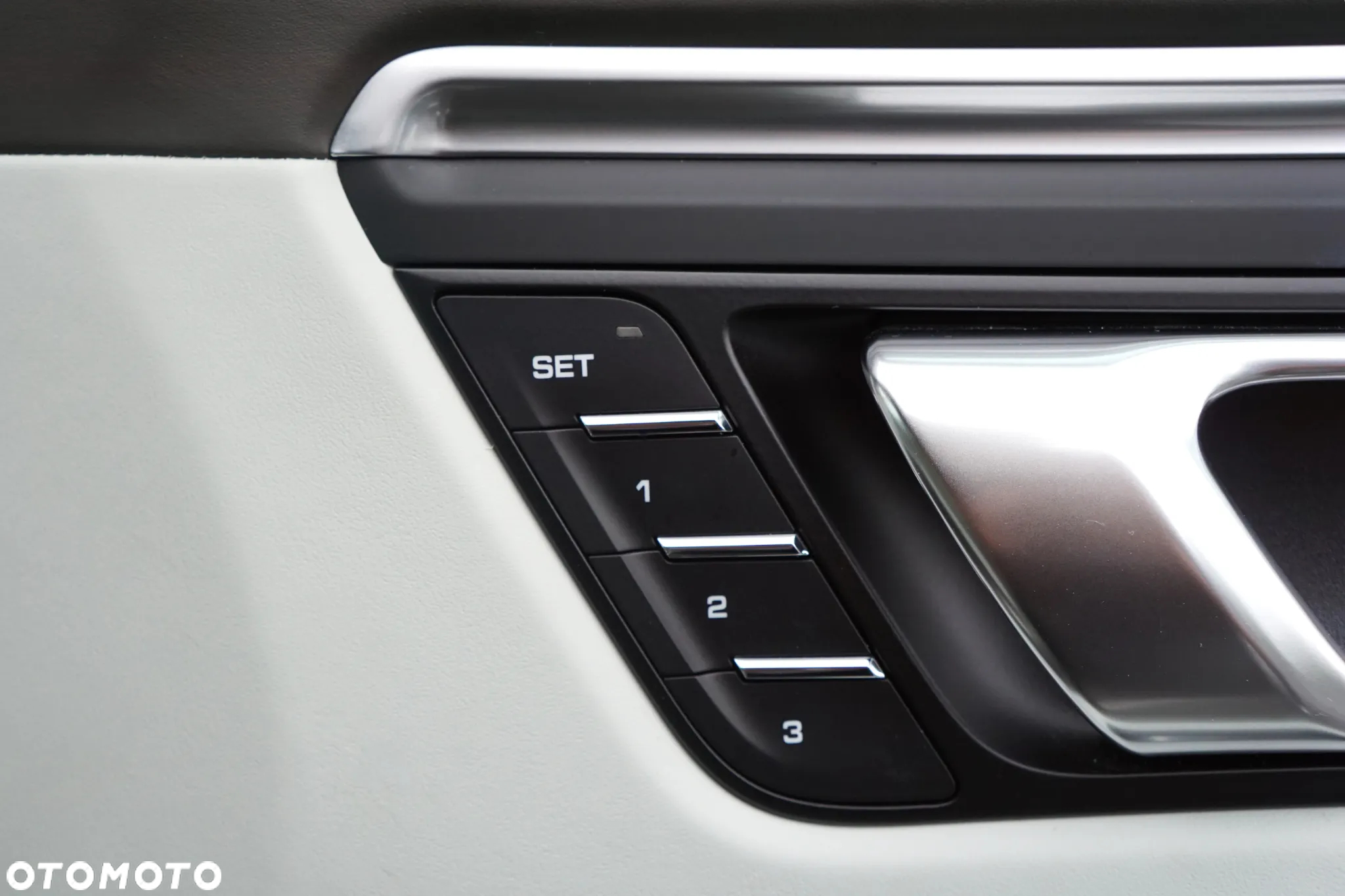 Porsche Macan Standard - 27