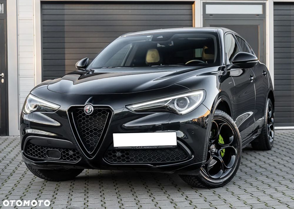Alfa Romeo Stelvio 2.0 Turbo 16V AT8-Q4 Veloce - 3