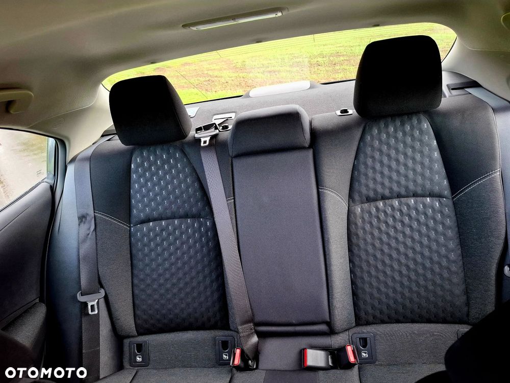 Toyota Corolla 1.5 Comfort - 30