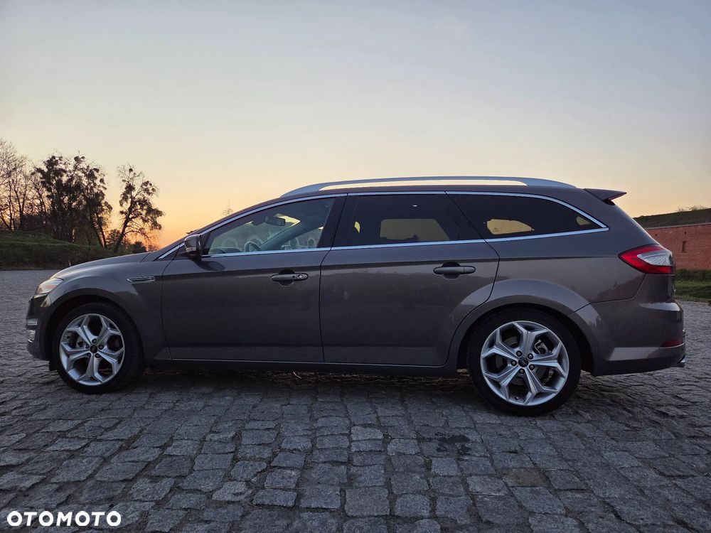 Ford Mondeo 2.0 EcoBoost Titanium - 17