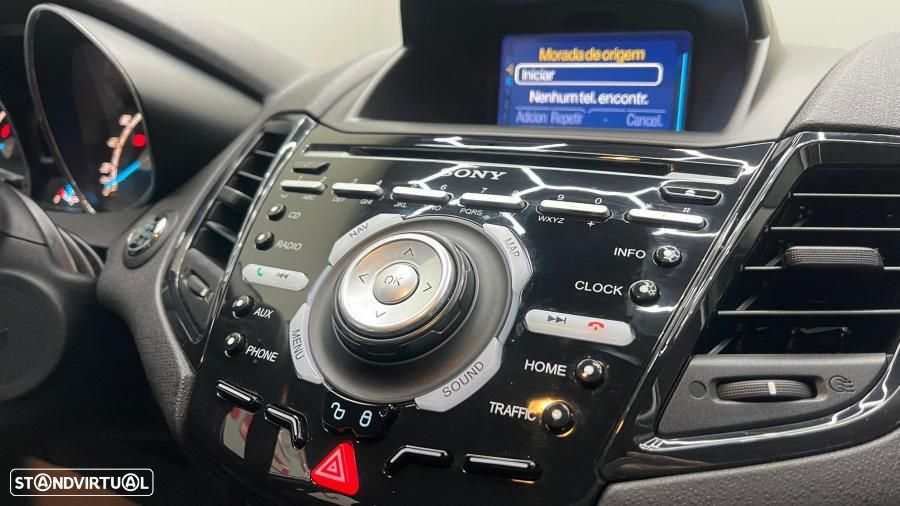 Ford Fiesta 1.5 TDCi Titanium - 19