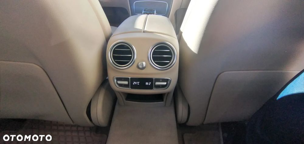 Mercedes-Benz Klasa C 200 4-Matic 7G-TRONIC - 17