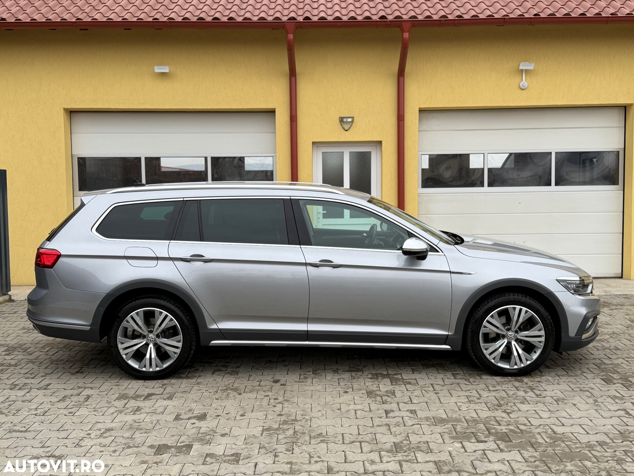 Volkswagen Passat Alltrack 2.0 TDI SCR 4Motion DSG - 36