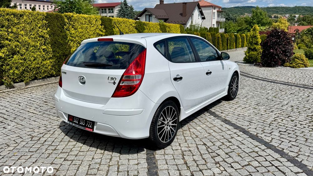 Hyundai i30 1.4 Intro Edition - 17