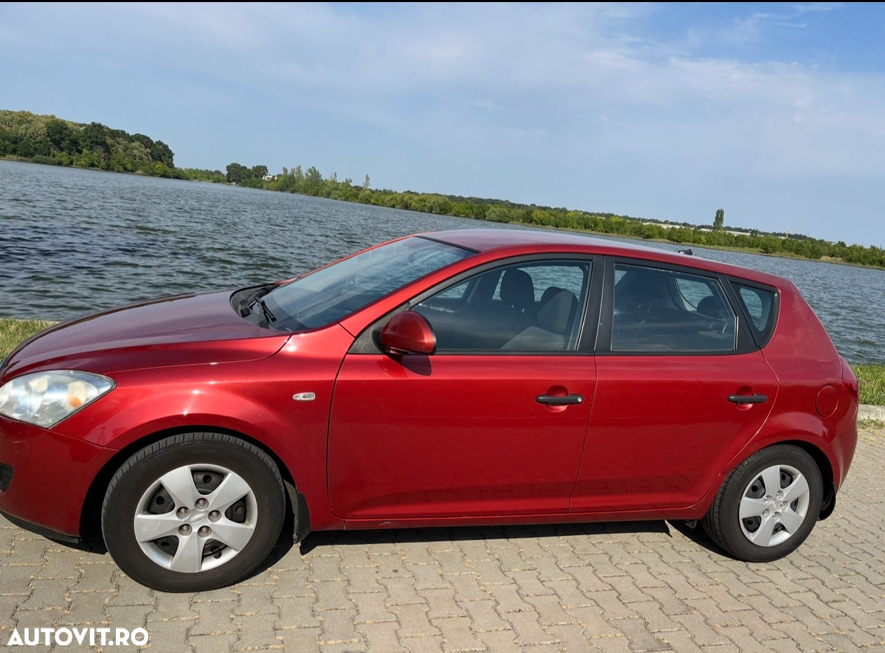 Kia Ceed Cee'd 1.4 GSL BEST - 8