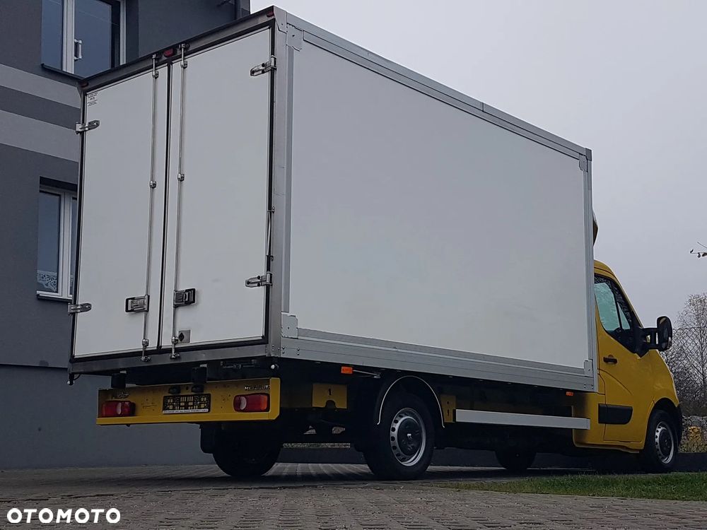 Renault MASTER KONTENER 8EP 4,21x2,23x2,22 KLIMA MANUAL KRAJOWY 6-BIEGÓW - 28