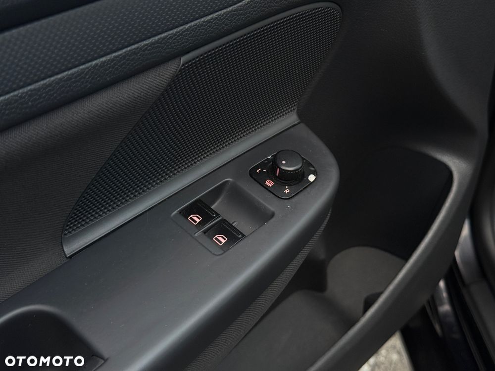Volkswagen Golf - 13