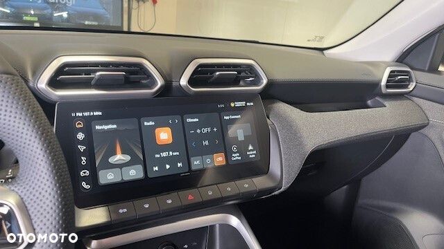MG ZS Hybrid+ - 30