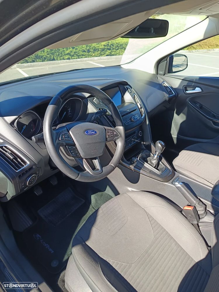Ford Focus SW 1.0 EcoBoost Titanium - 5