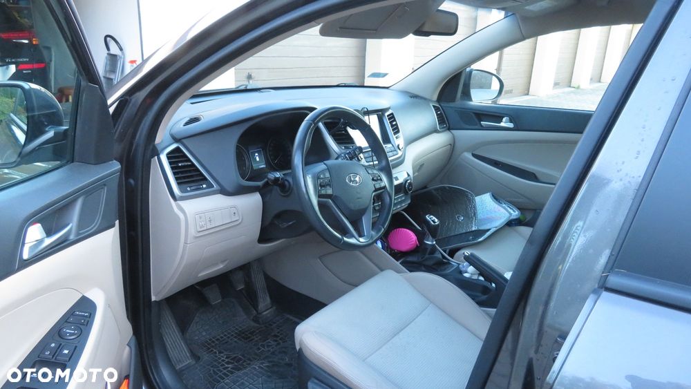 Hyundai Tucson 2.0 CRDI BlueDrive Comfort 2WD - 4