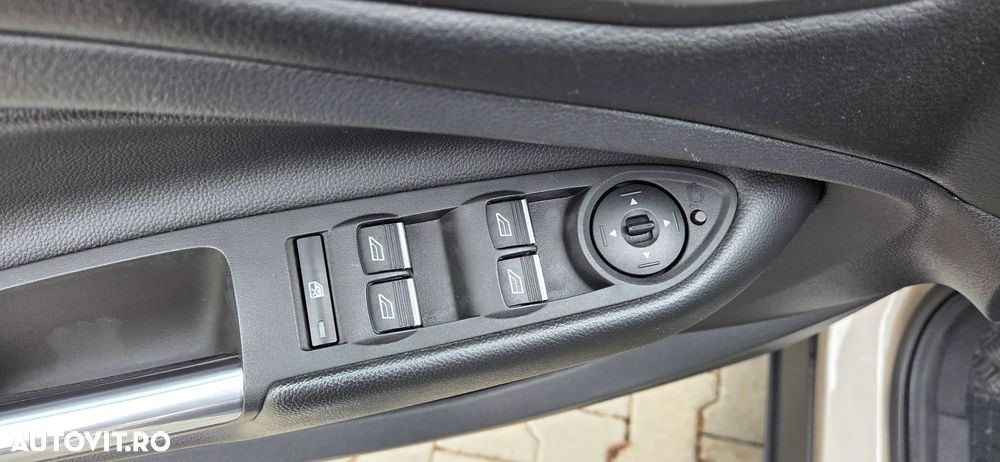 Ford Kuga 1.5 EcoBoost 4WD Aut. Trend - 20