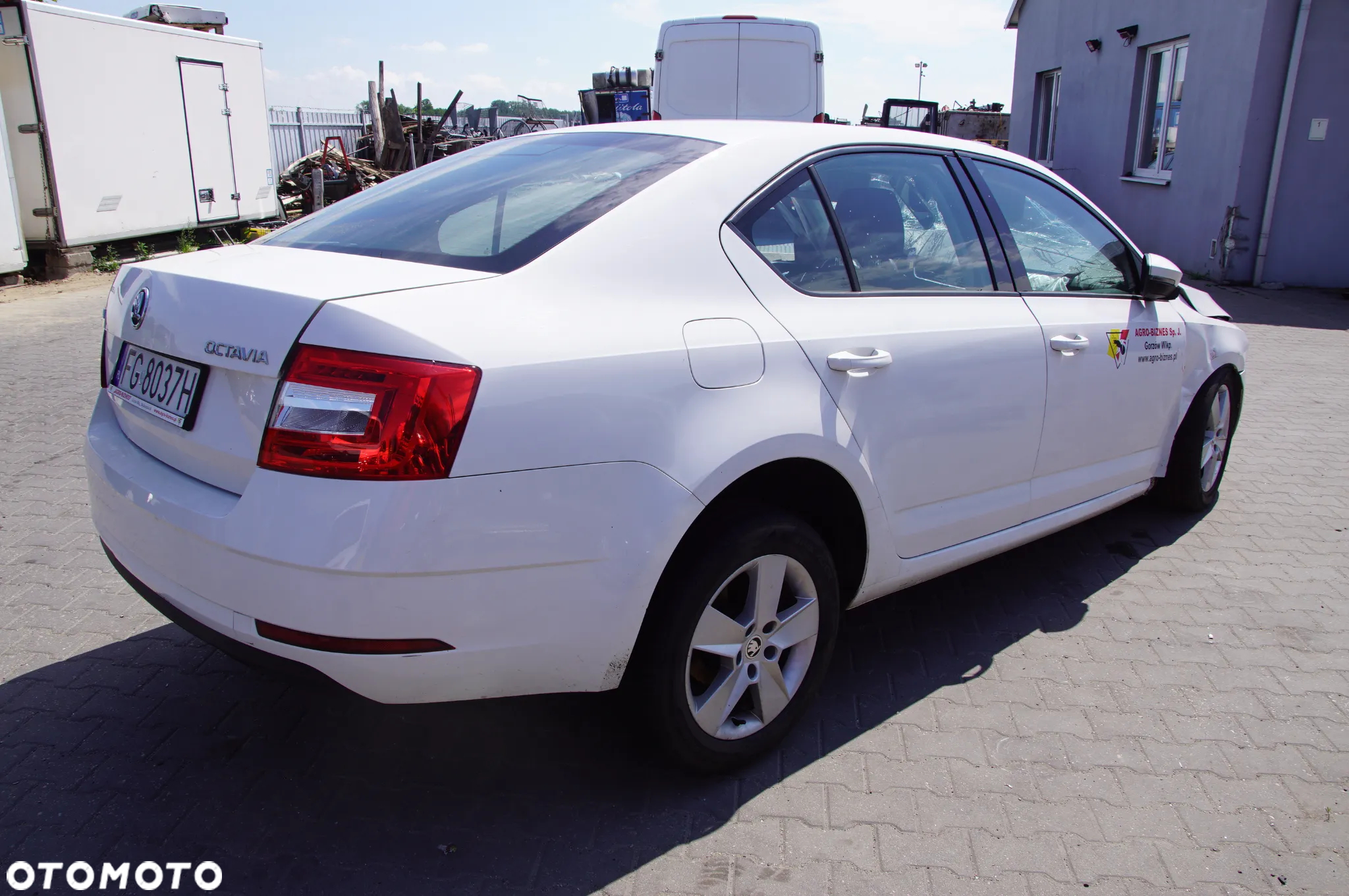 POJAZD NA CZĘŚCI KASACJA SZROT TEL 692324777 Skoda Octavia 3 2.0 tdi crmb 150 kod lakieru LF9E skrzynia pgt hatchback felga amortyzator wtryskiwacz drzwi klapa lampa ćwiartka próg słupek - 9