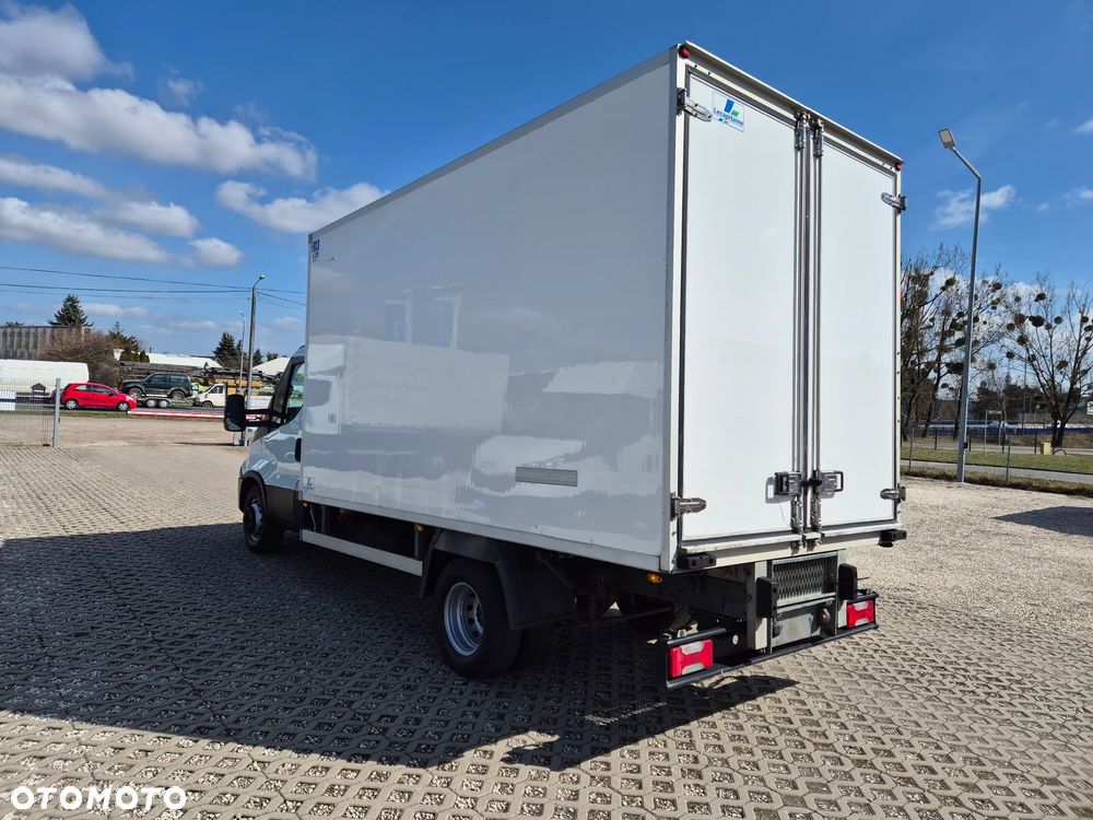 Iveco Daily 72C18 / 35C18 chłodnia XARIOS 600, hakówka, 3.0HPT, klimatyzacja - 7