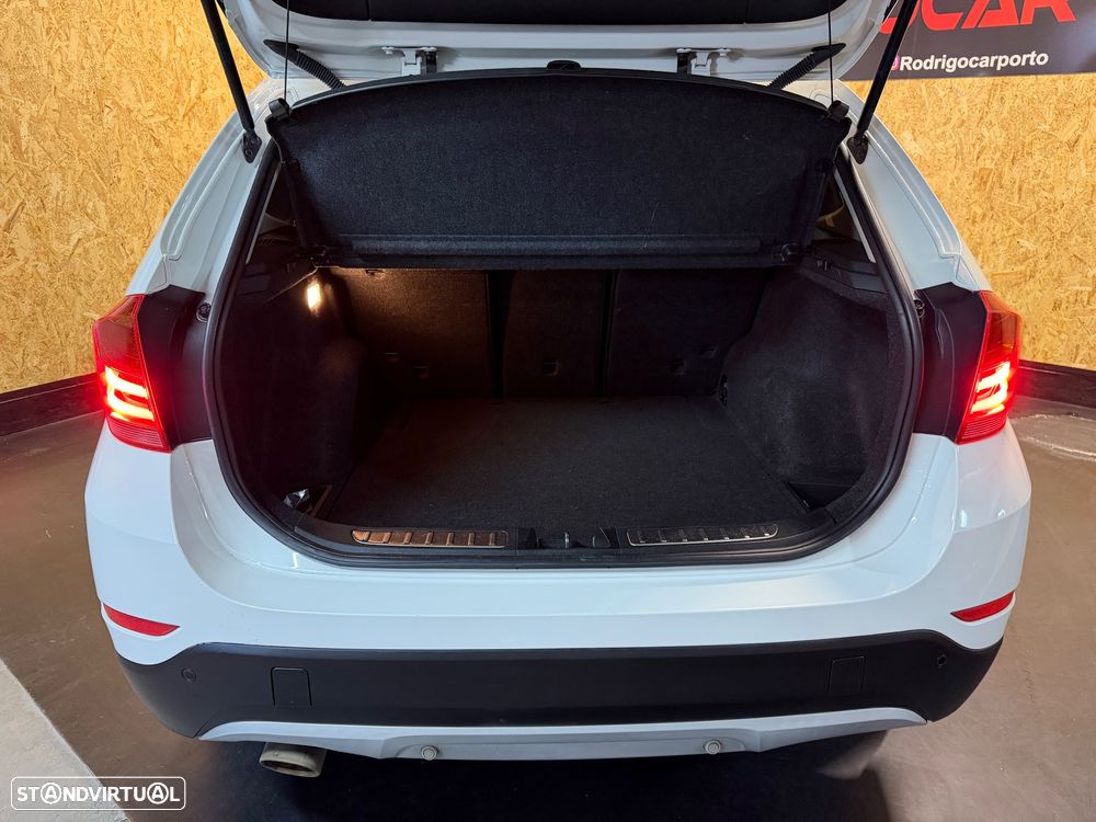 BMW X1 16 d sDrive Line Sport - 22