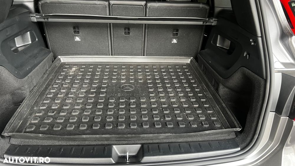 Mercedes-Benz GLB 200 d 4MATIC 8G-DCT - 9