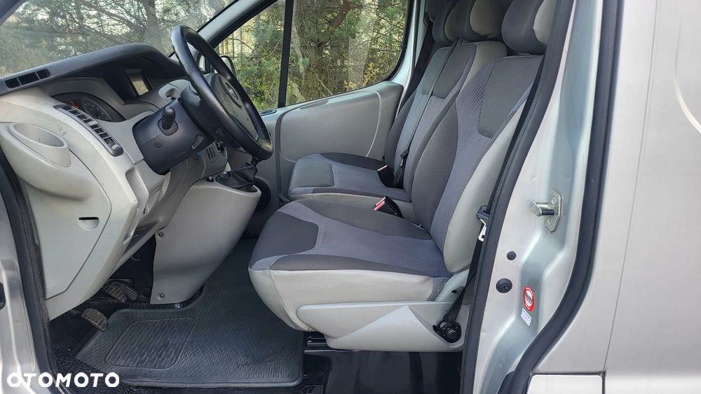 Renault Trafic - 8