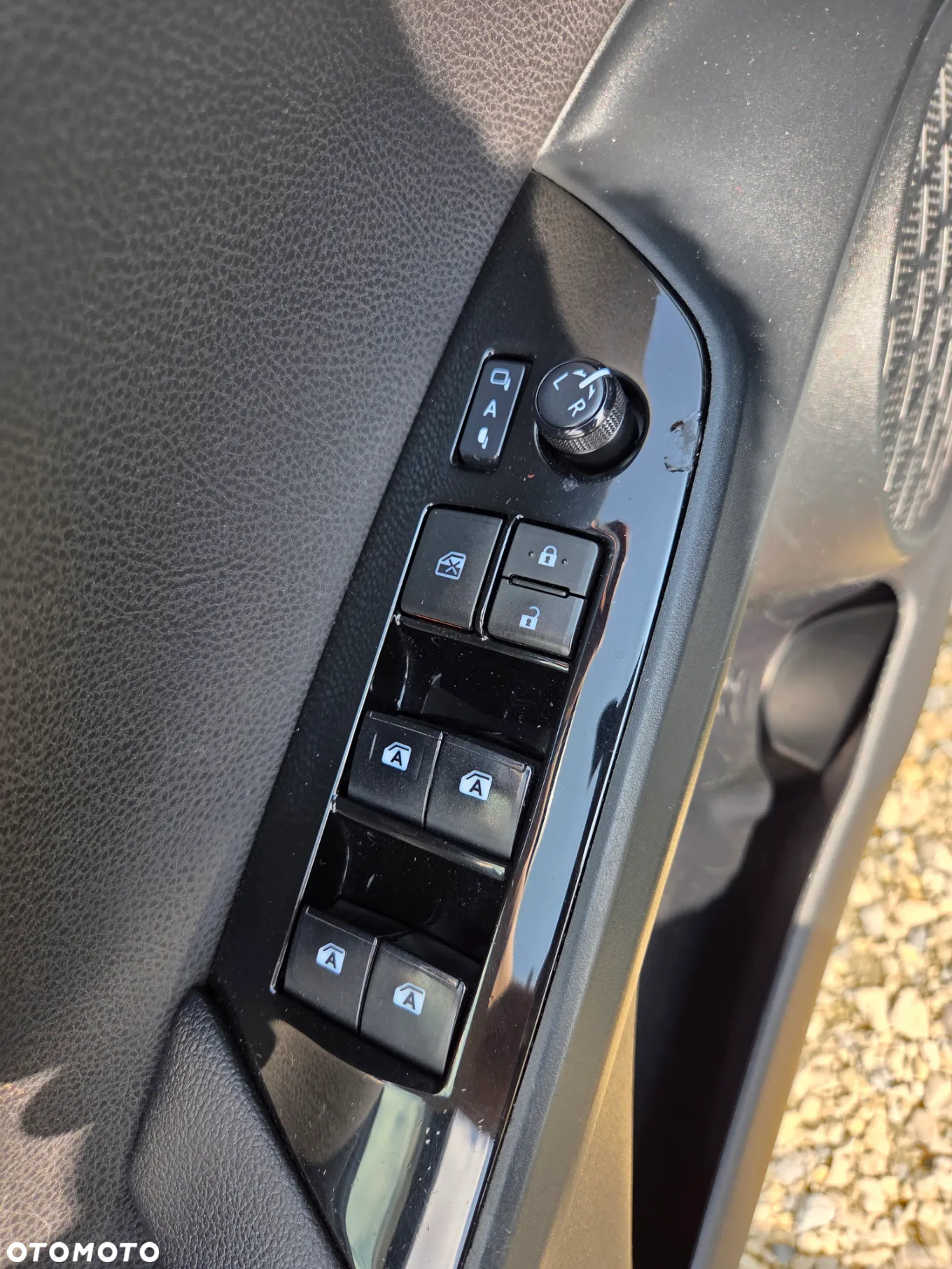 Toyota Prius 1.8 Hybrid Prestige - 25