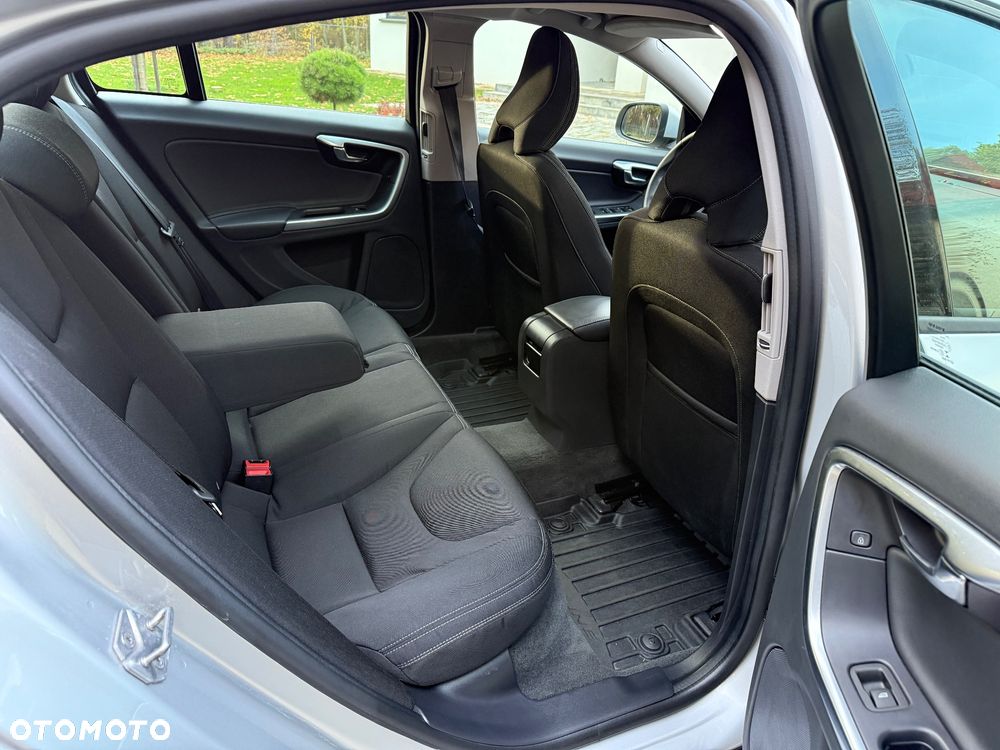 Volvo S60 - 8