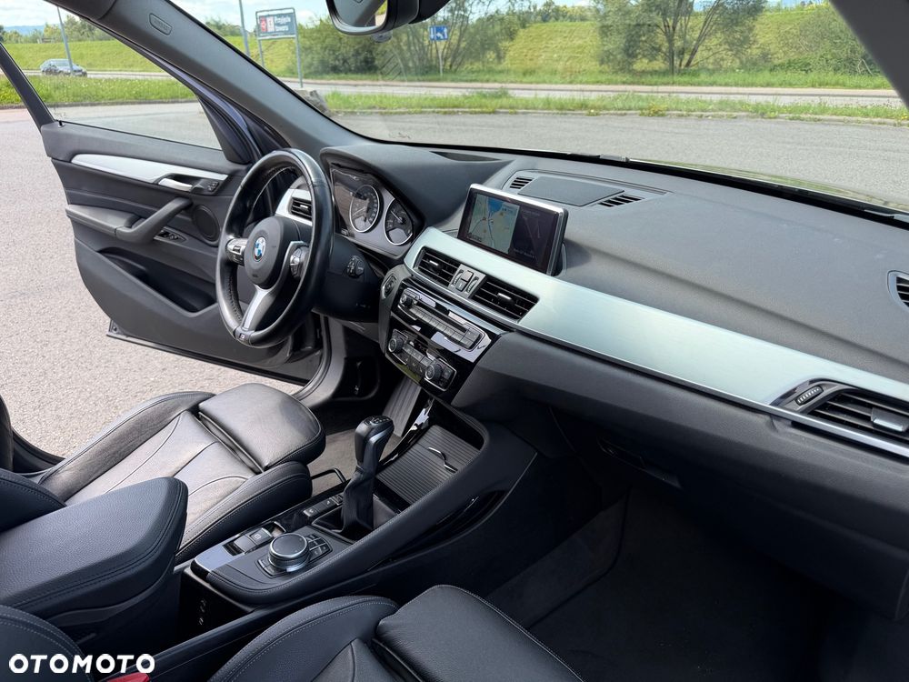 BMW X1 xDrive20d Sport Line sport - 16