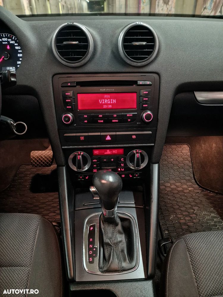 Audi A3 1.6 TDI ack DPF S tronic Attraction - 9