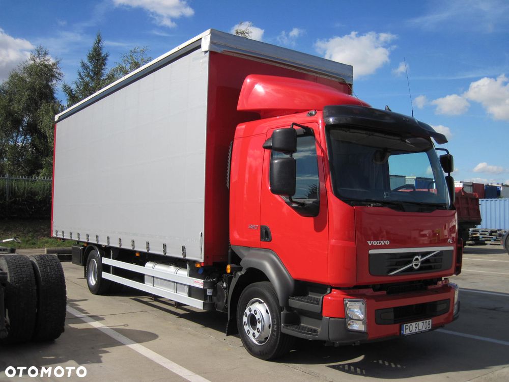 Volvo FL 260 - 12
