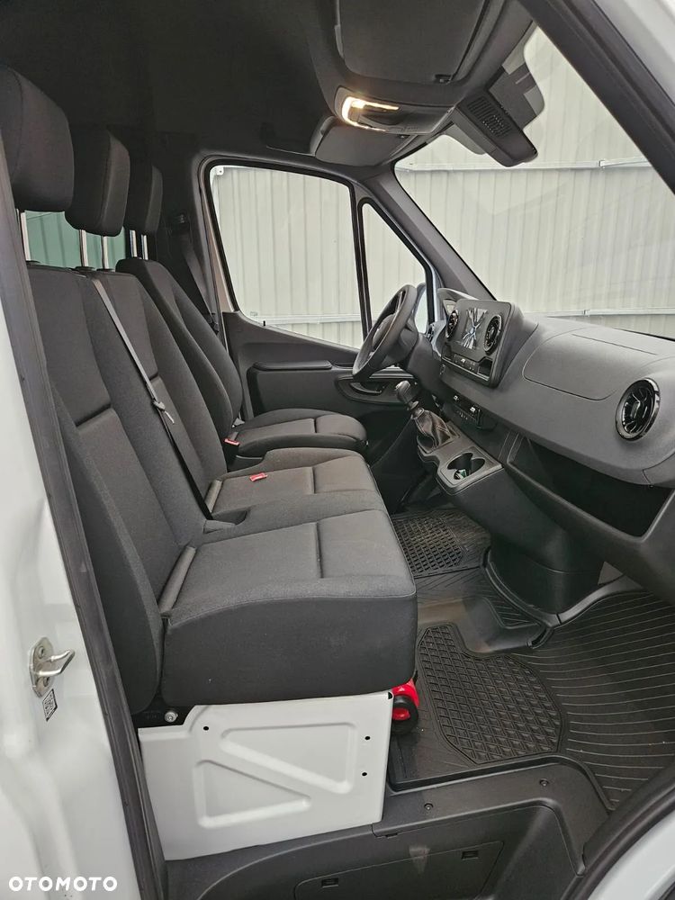 Mercedes-Benz Sprinter 317 CDI Long PRO 907.235 - 4