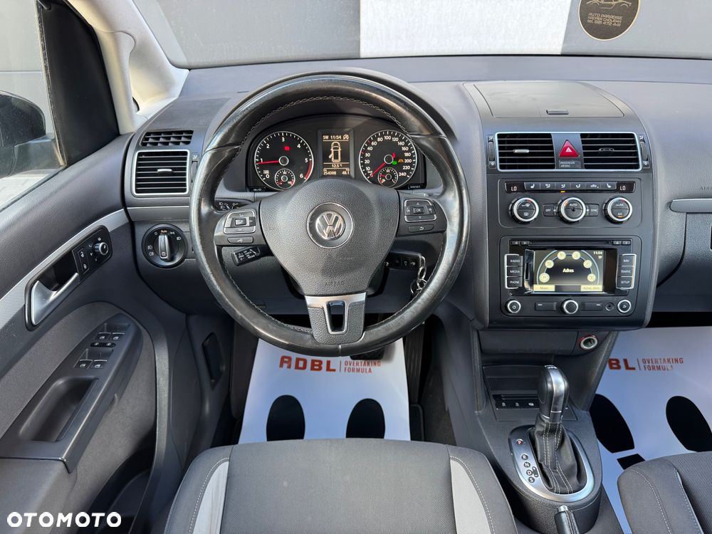 Volkswagen Touran 2.0 TDI DPF DSG Life - 19