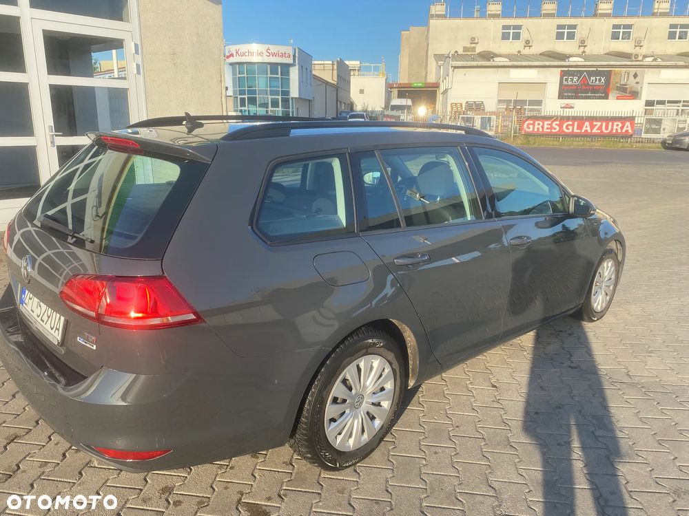 Volkswagen Golf 1.6 TDI BlueMotion Trendline - 6