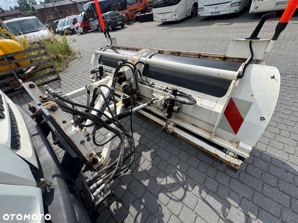 Iveco Eurocargo Wywrotka solarka piaskarka zimowe utrzymanie odśnieżanie akcja zima  3 str pług Specjalny Solarka Piaskarka Czołownica - 17