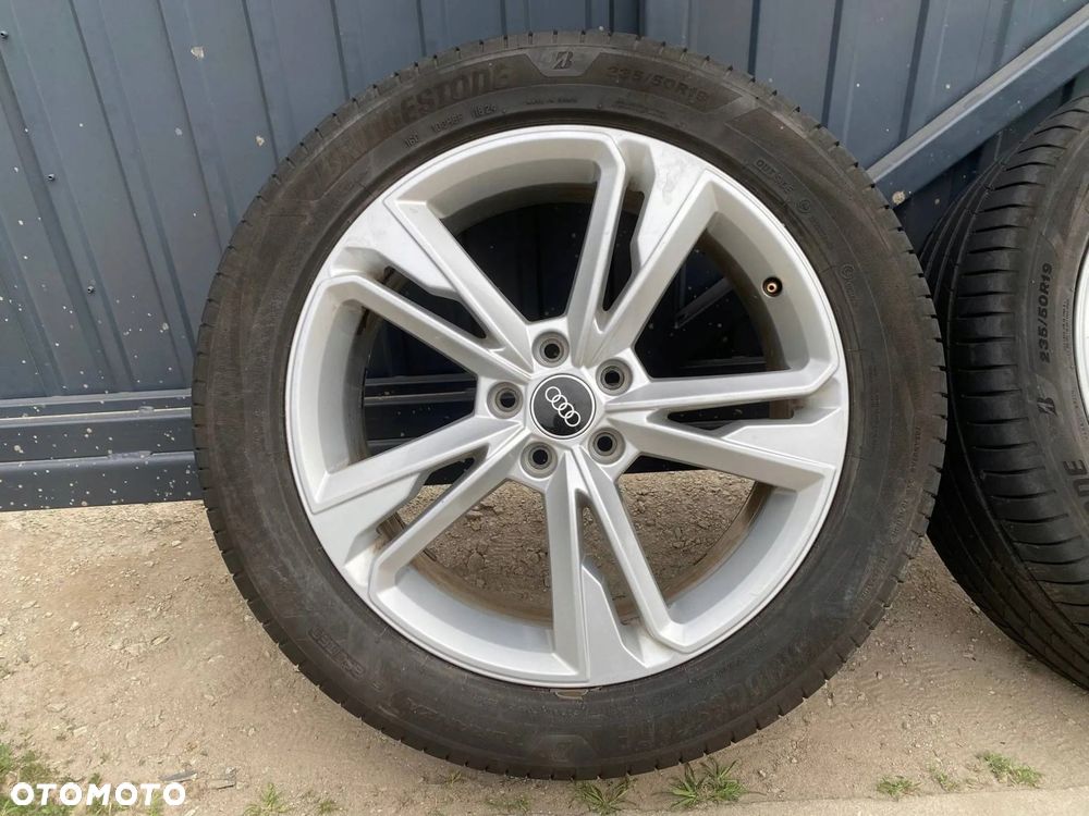FELGI KOŁA AUDI Q3 83A 19 5X112 7J ET43 83A601025M - 4